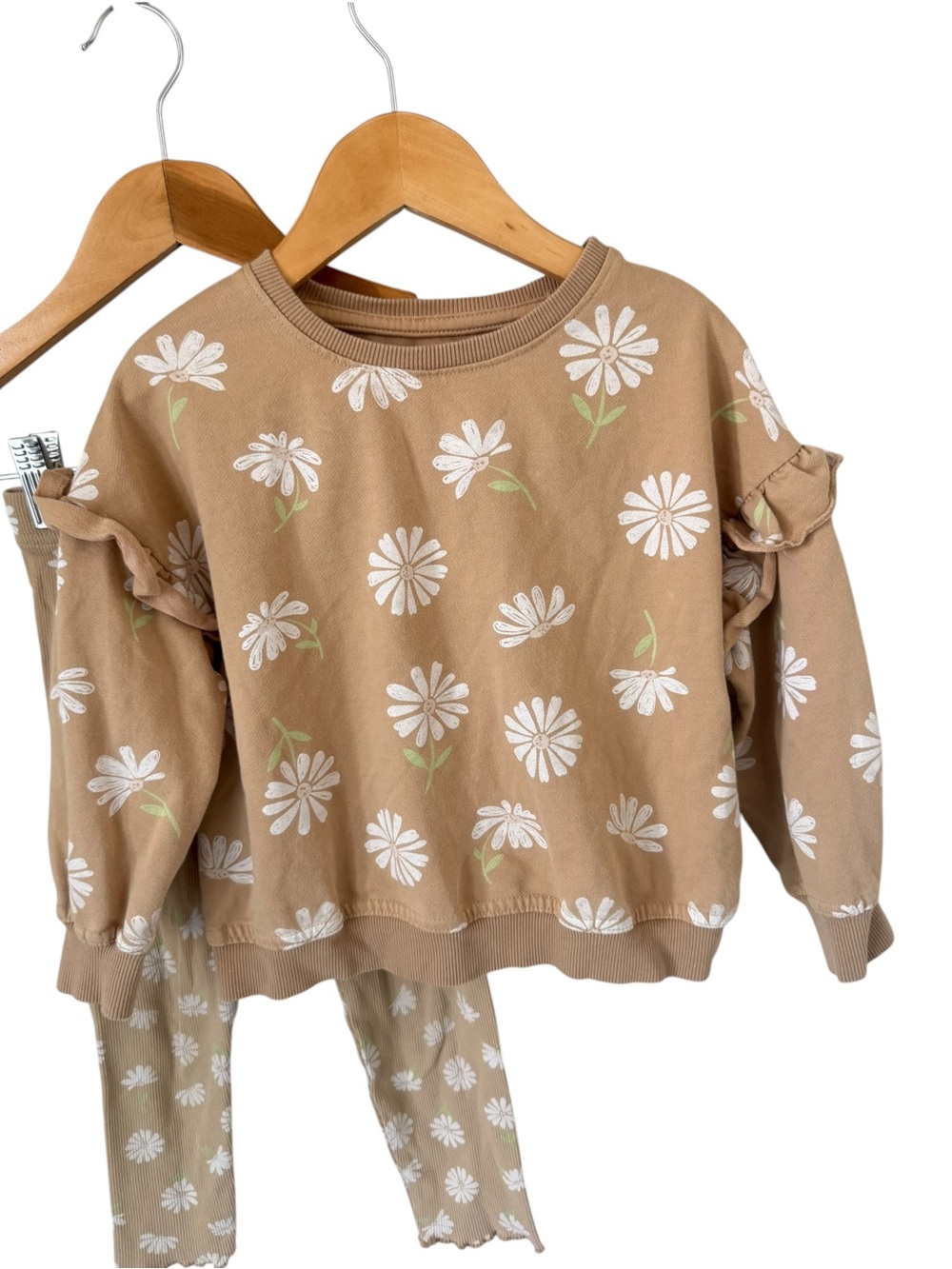 George Beige Daisy Ruffle-Shoulder Set 4T - Picture 2 of 5